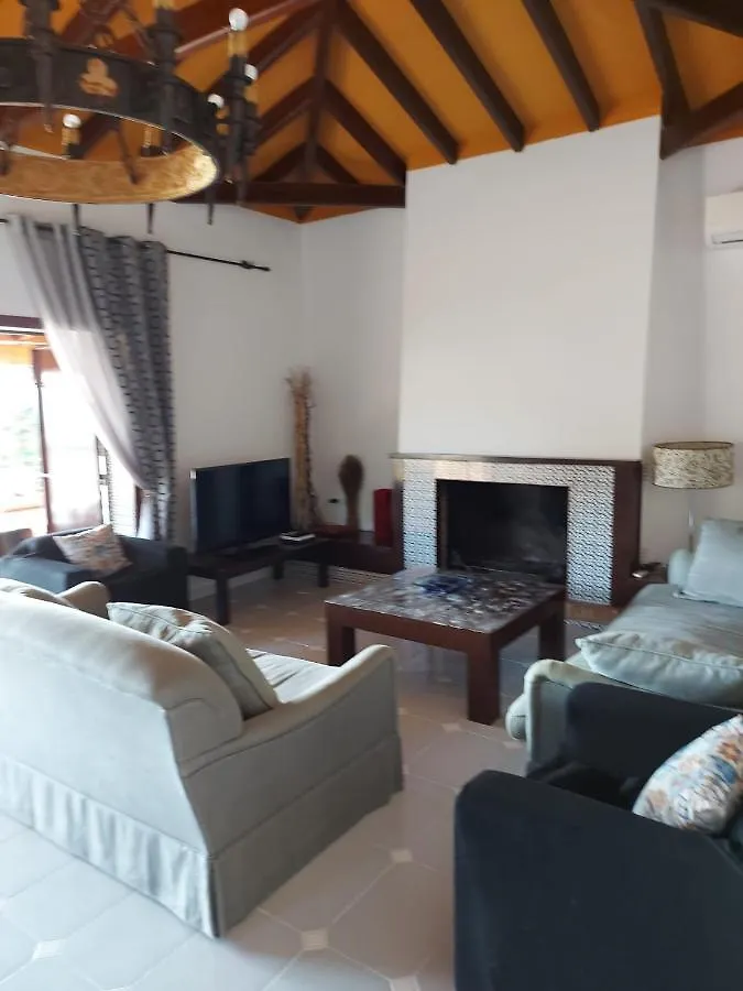 Villa Con Piscina Privada 托雷莫利诺斯 度假居