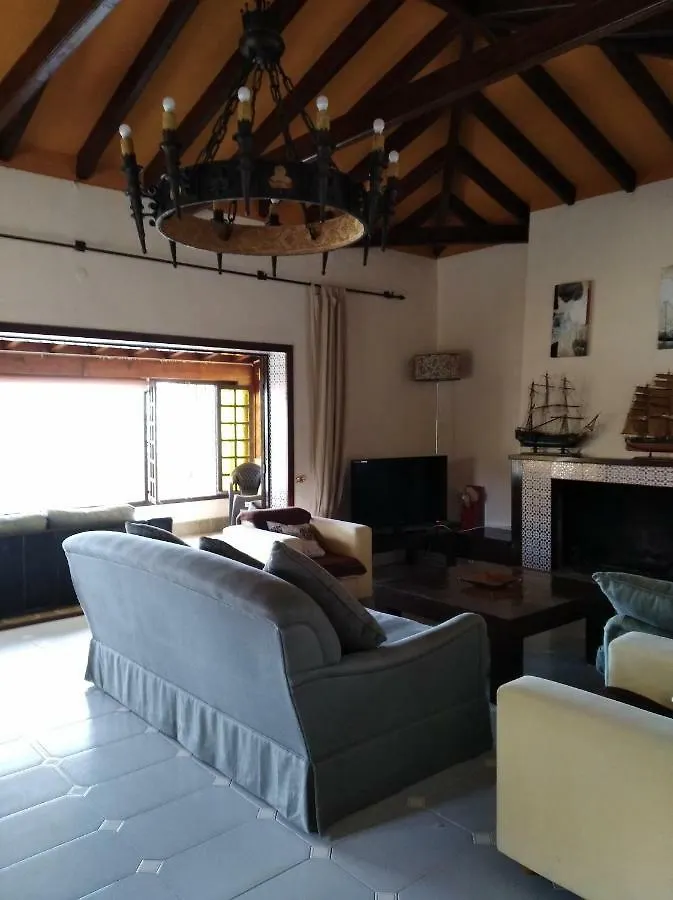 度假居 Villa Con Piscina Privada 托雷莫利诺斯