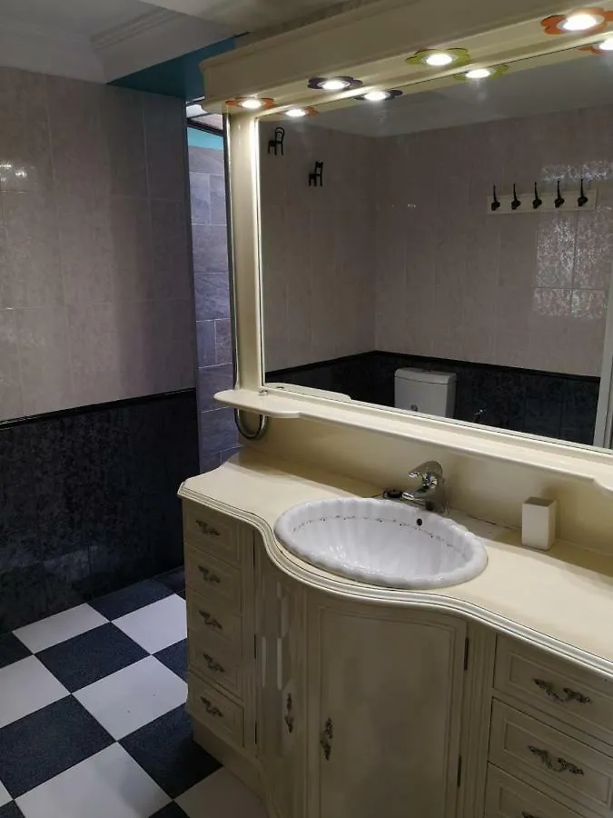 度假居 Villa Con Piscina Privada 托雷莫利诺斯 西班牙